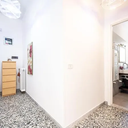 Sweet I Elegance And Authenticity